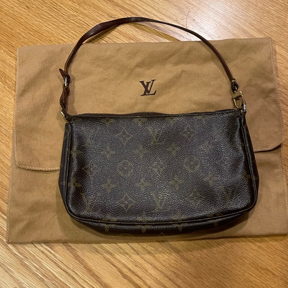 💯 Authentic Louis Vuitton Vintage Monogram Pochette - serial # - SD1012